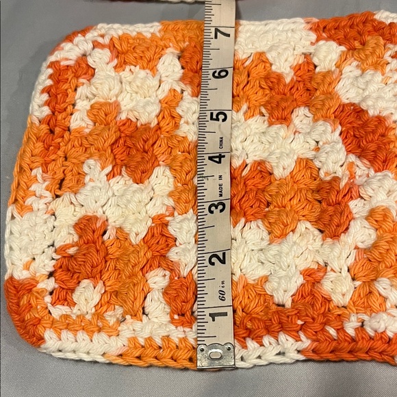 Vibrant Orange and Cream Kitchen 4 Pot Holders and 1 Pot Handle Cover Crochet - Picture 2 of 8